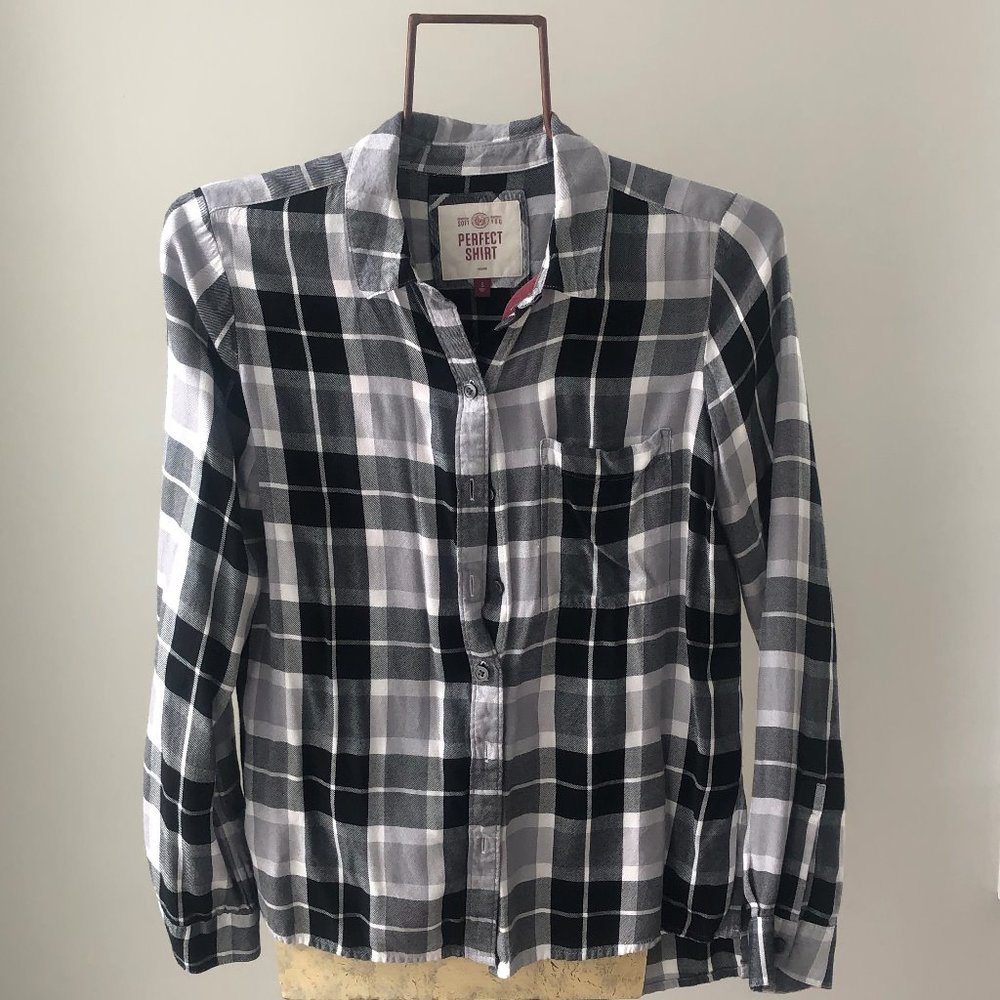 Black & White Plaid Shirt
